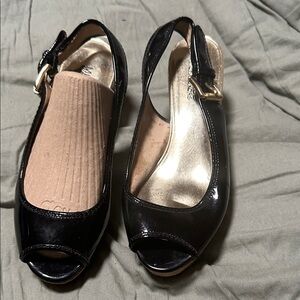 Michael Kors Elegant Black Peep-Toe Slingback Shoes wedge size 7M